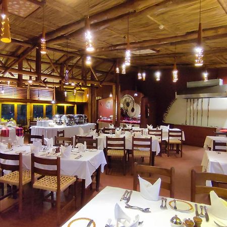 Amboseli Serena Safari Lodge Bagian luar foto