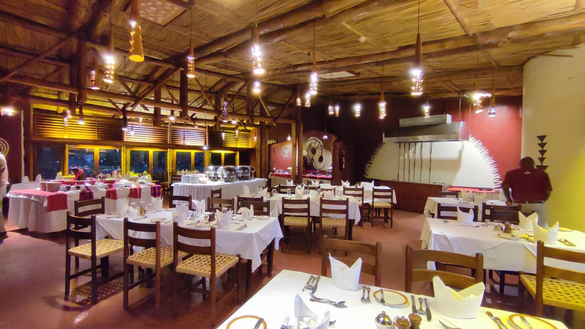 Amboseli Serena Safari Lodge Bagian luar foto