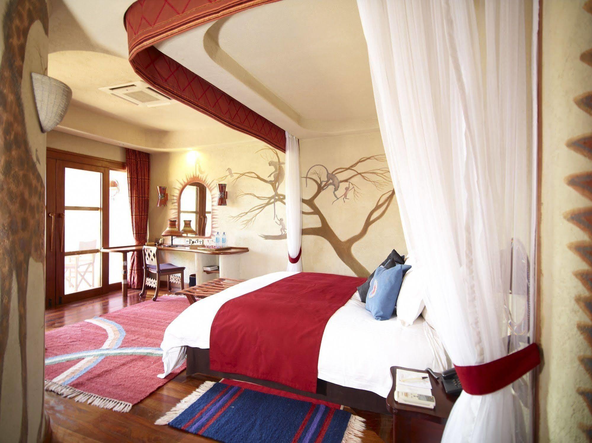 Amboseli Serena Safari Lodge Bagian luar foto