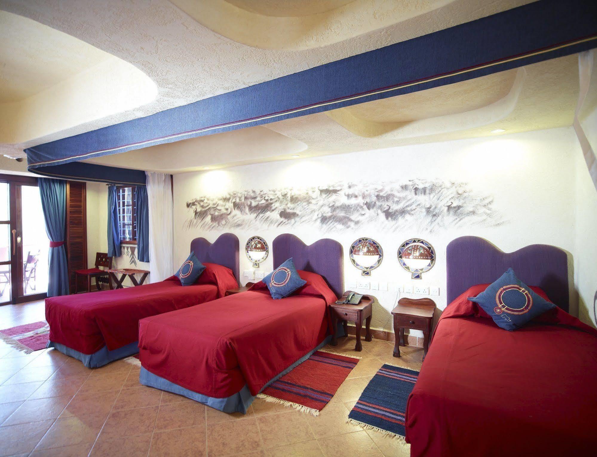 Amboseli Serena Safari Lodge Bagian luar foto