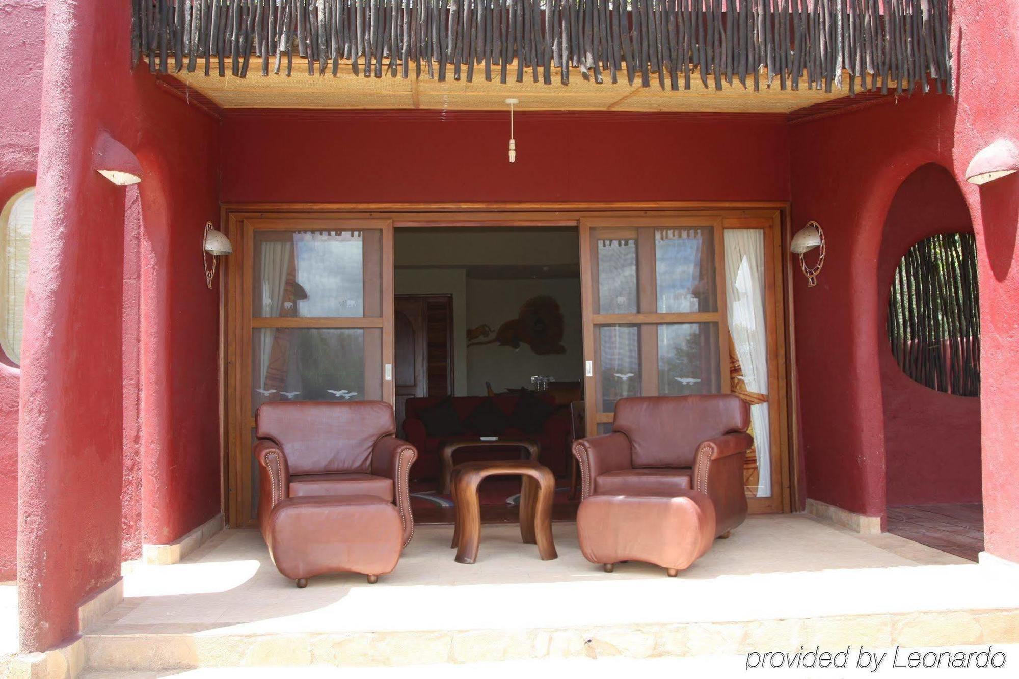 Amboseli Serena Safari Lodge Bagian luar foto