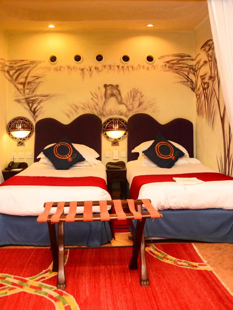 Amboseli Serena Safari Lodge Bagian luar foto